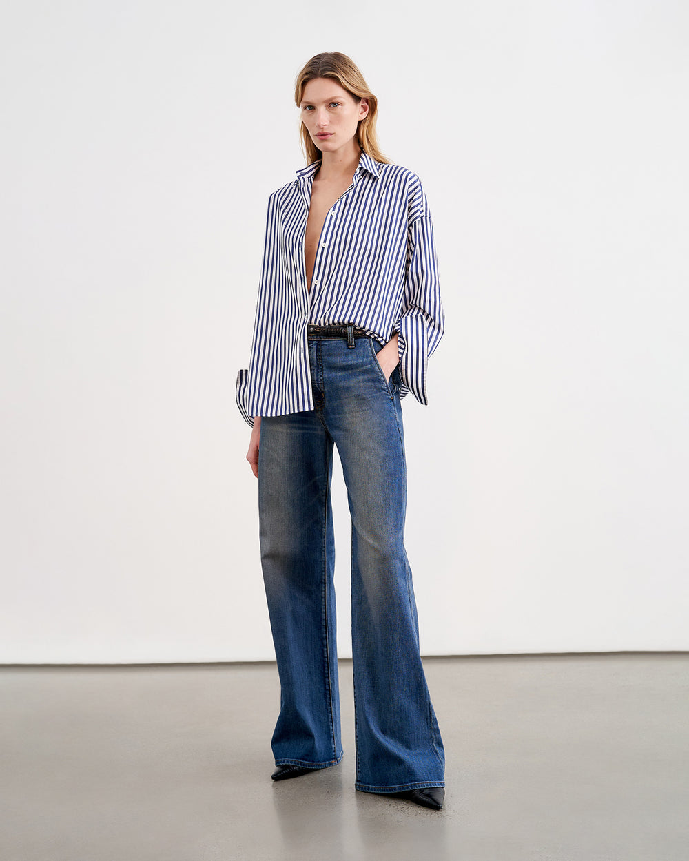 ANNA JEAN IN ANNA JEAN