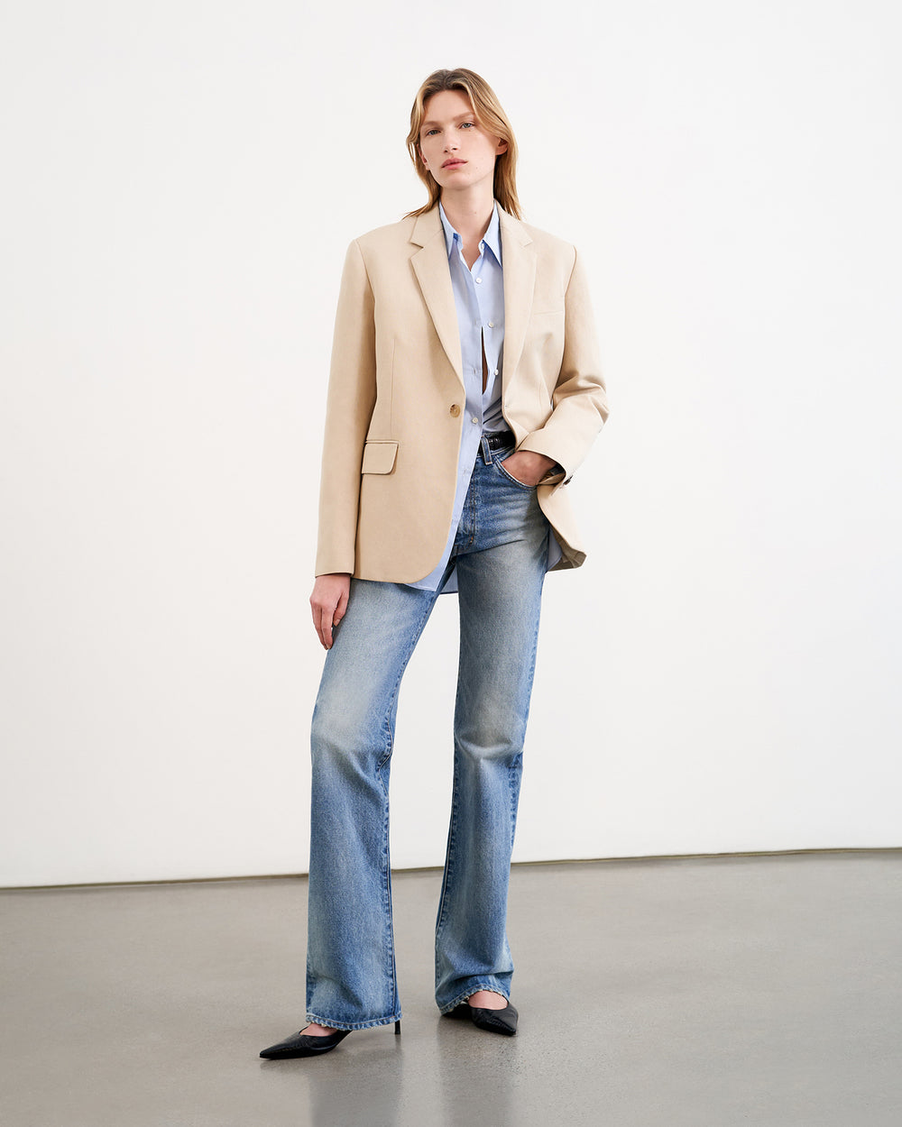 JOAN JEAN IN JOAN JEAN