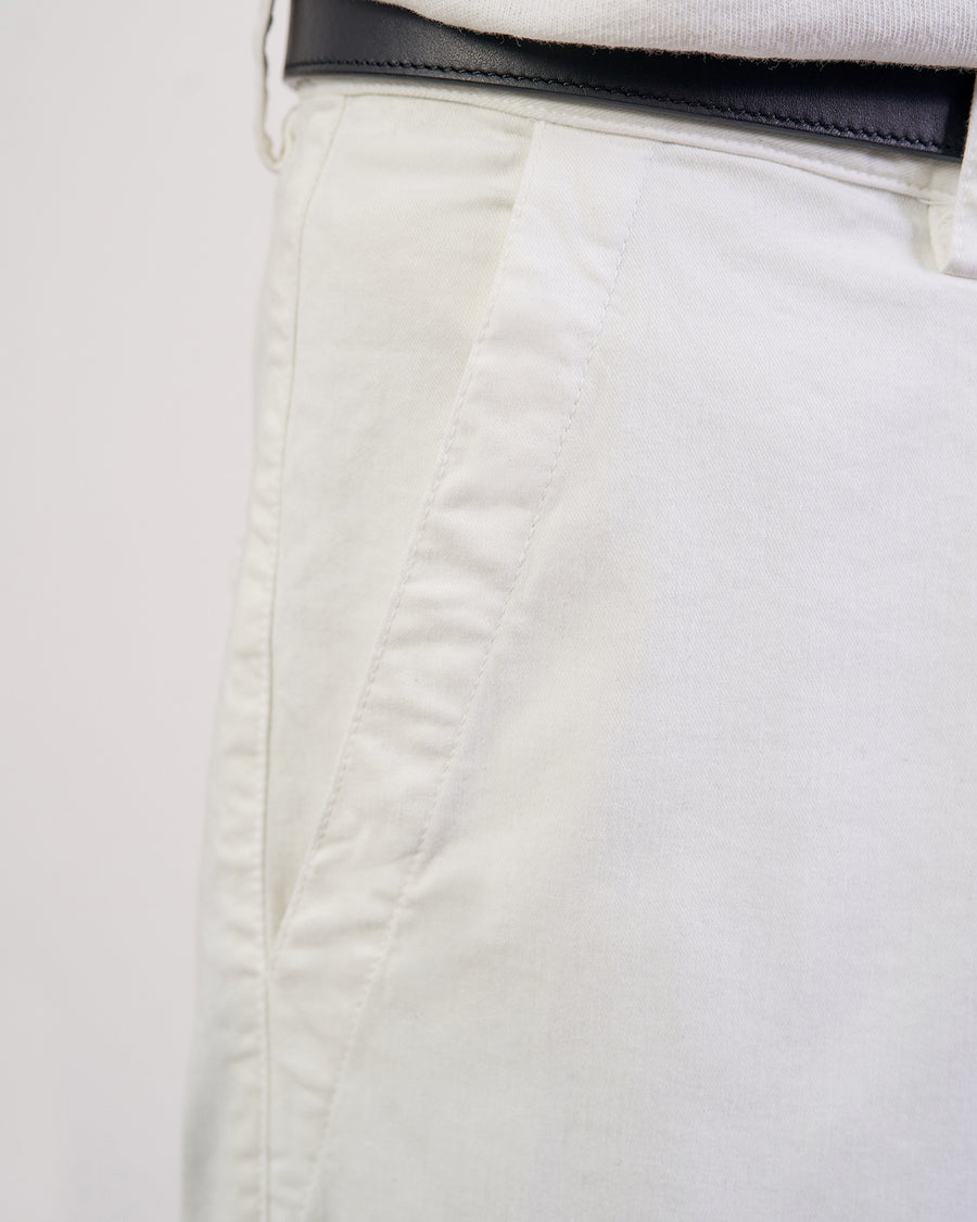 Aim Pant | Khaki Pant for Men | Vuori Clothing