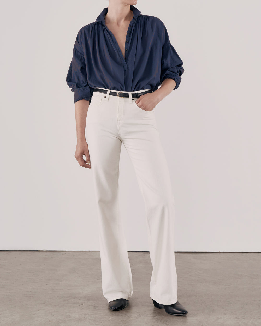 MILES BLOUSE IN DARK NAVY