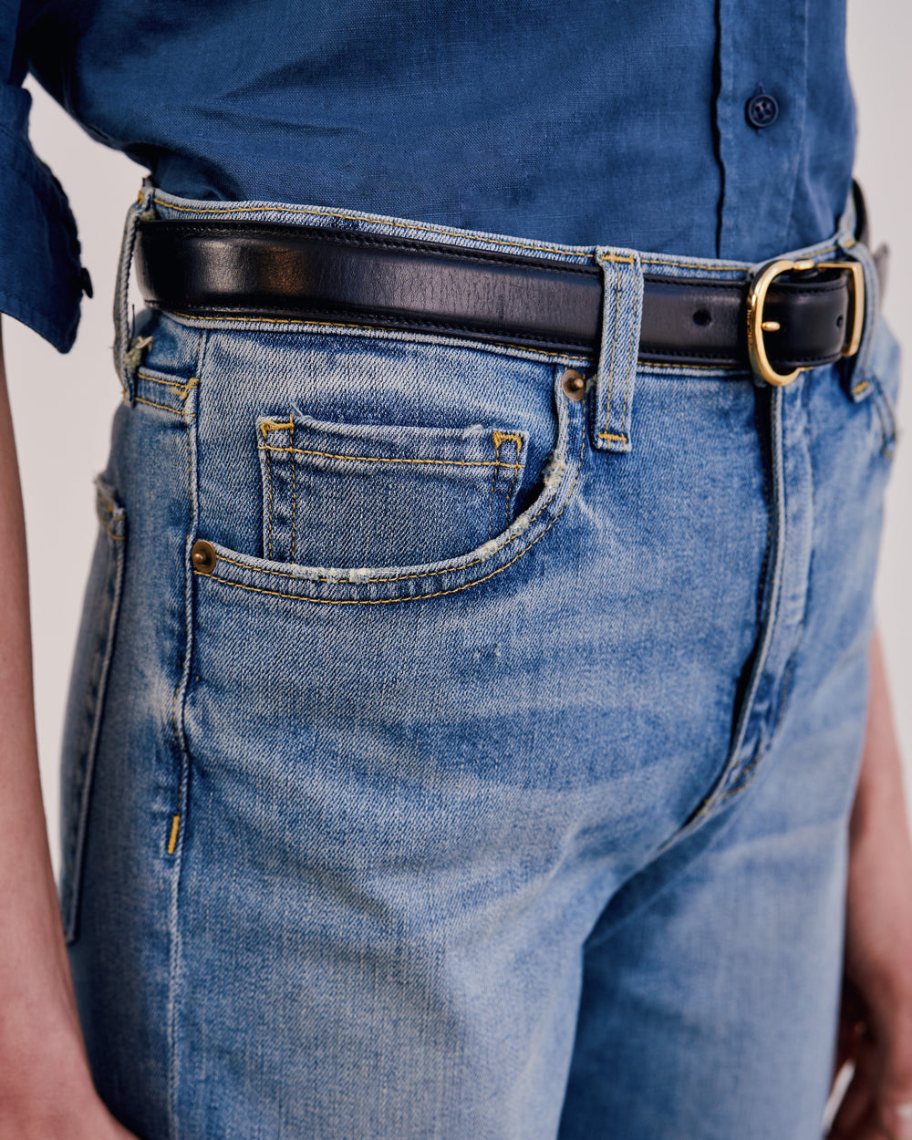BOOT CUT JEAN IN FADED WASH