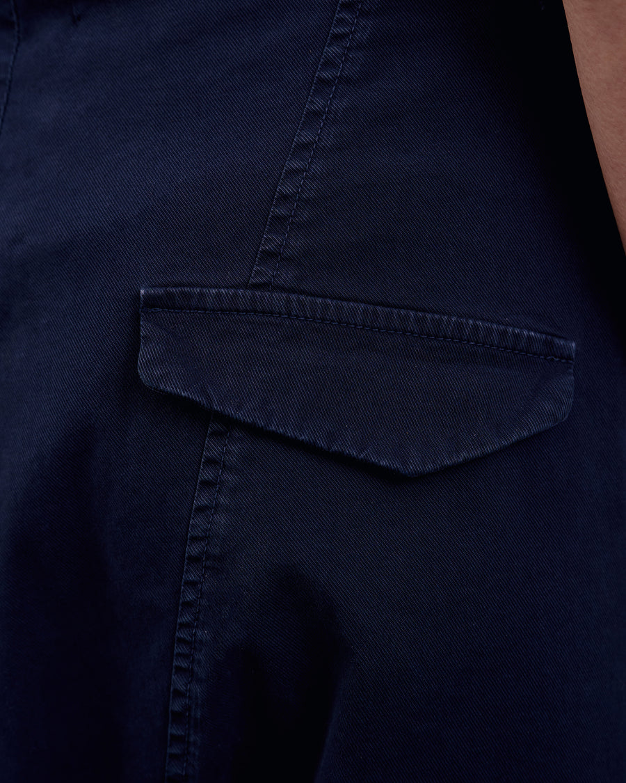 DARK NAVY