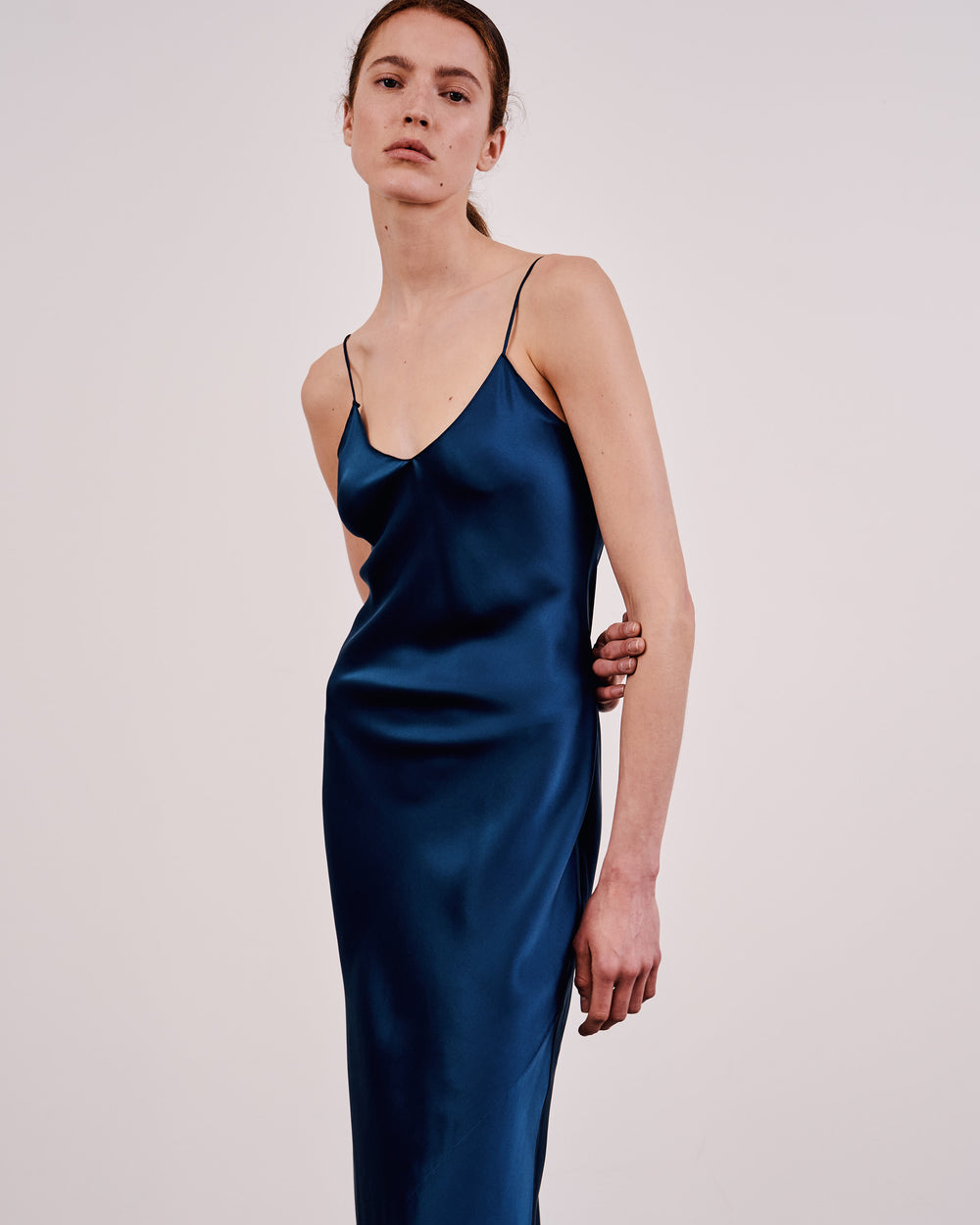 CAMI SILK GOWN IN TEAL
