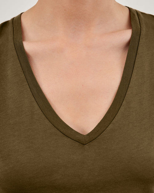 CAROL TEE IN CLOVER