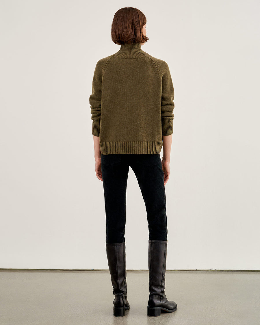 OLIVE GREEN