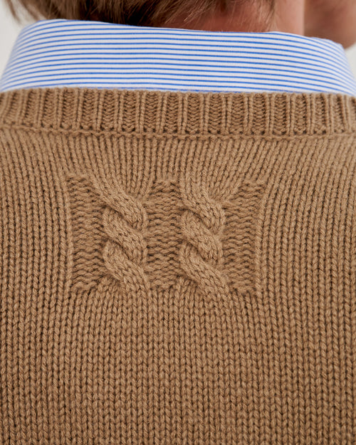 BOYNTON CASHMERE SWEATER IN TAN