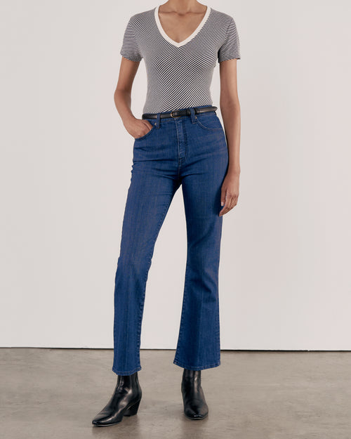 BOOT CUT JEAN IN DARK WASH