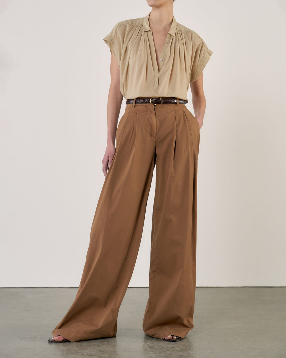 NORMANDY BLOUSE IN BARLEY