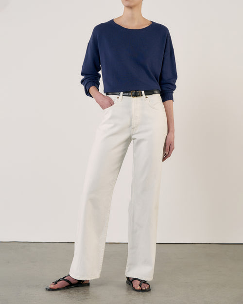 BOYFRIEND CASHMERE SWEATER IN MARINE BLUE