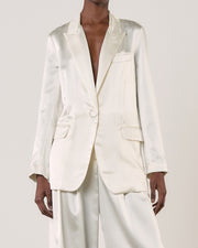 EVELINE SILK BLAZER IN IVORY