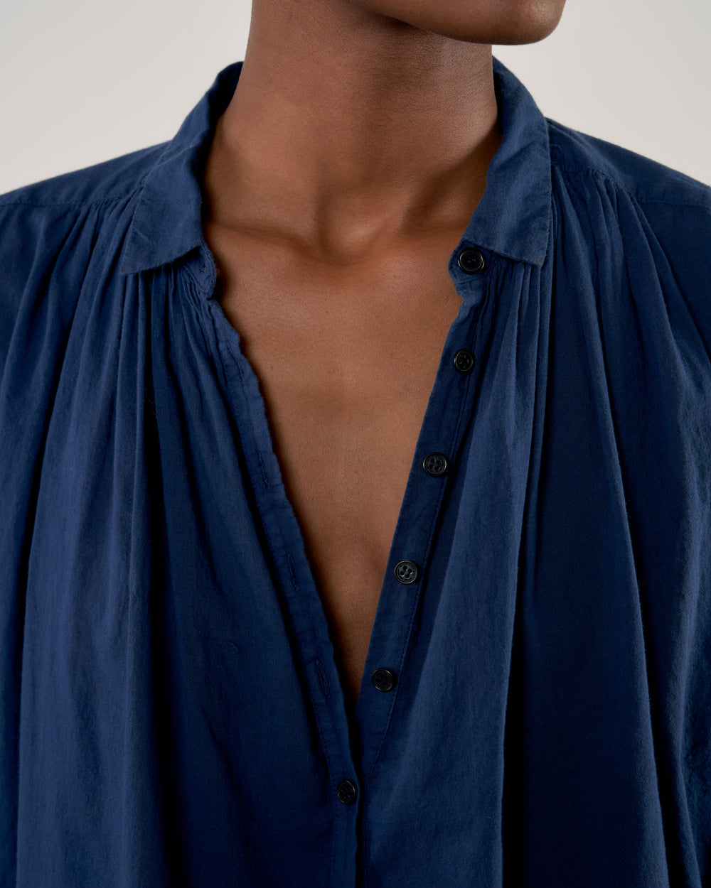 NORMANDY BLOUSE IN MARINE BLUE
