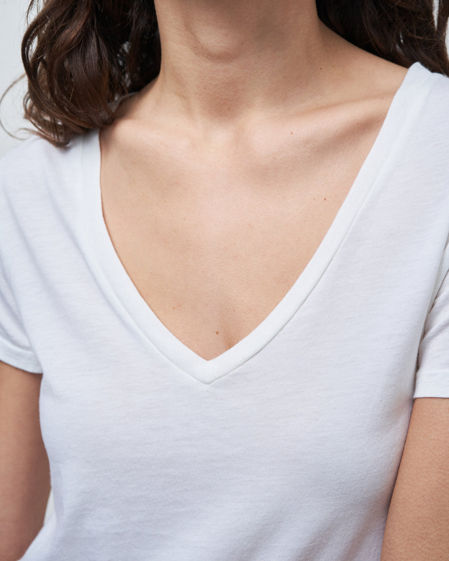 CAROL VNECK TEE SHIRT