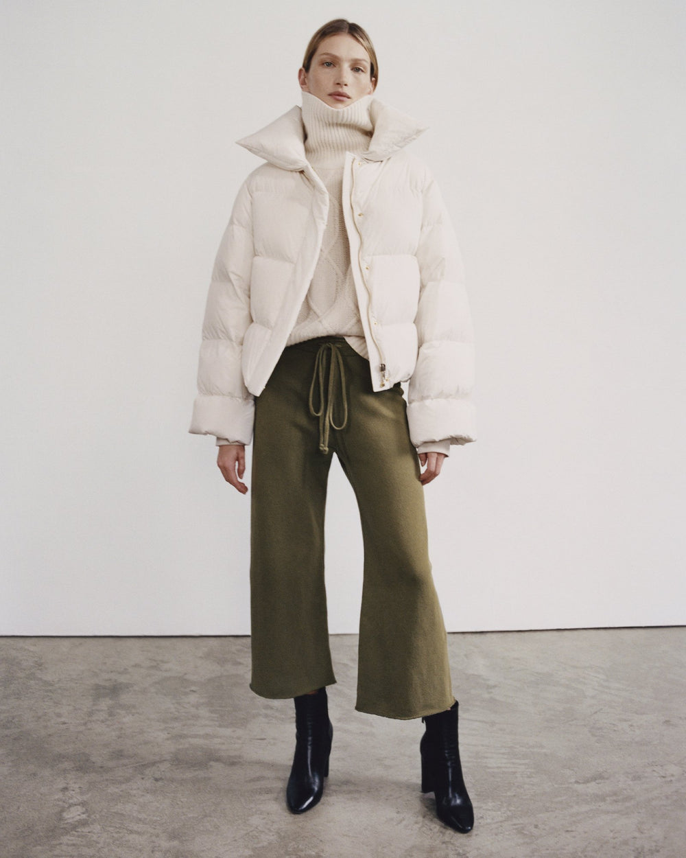 KIKI SWEATPANT IN UNIFORM GREEN